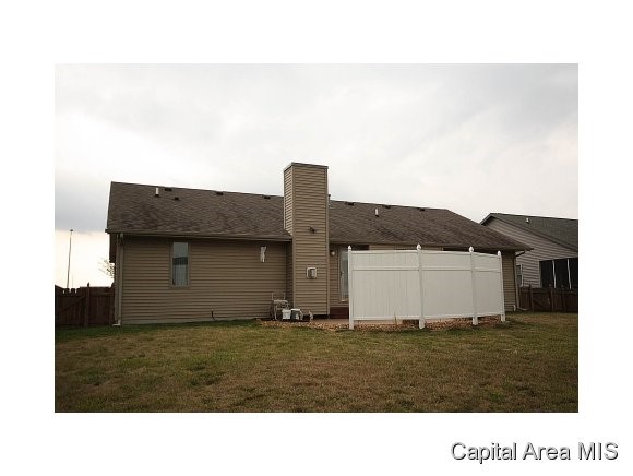 5317 Bunting Road Springfield, IL 62711 - Photo 4 of 23