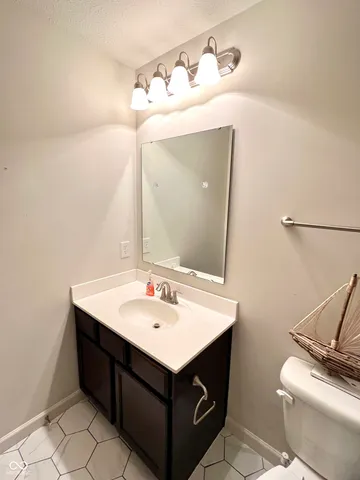 $385,000 | 5778 West Commonview Drive, McCordsville, IN 46055