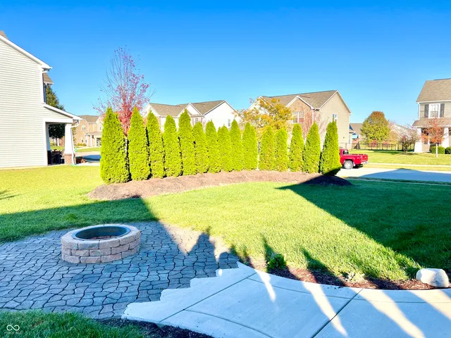 $385,000 | 5778 West Commonview Drive, McCordsville, IN 46055