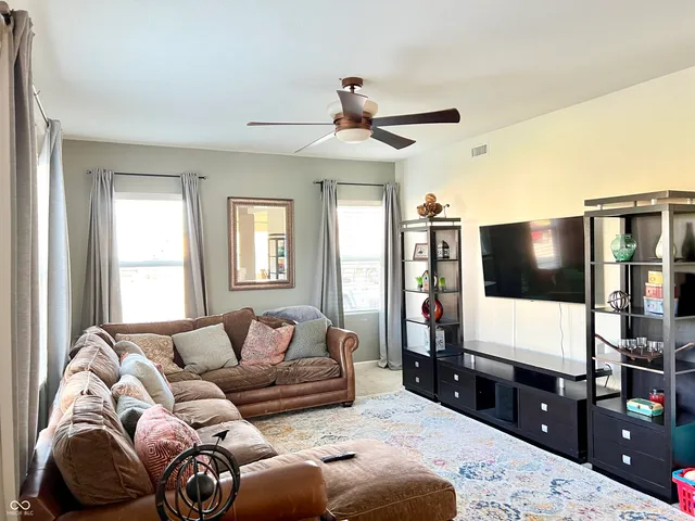 $385,000 | 5778 West Commonview Drive, McCordsville, IN 46055