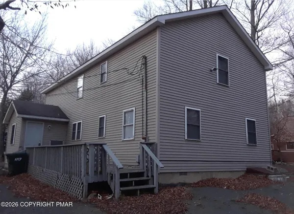 $2,200 | 655 Country Pl Drive, Tobyhanna, PA 18466