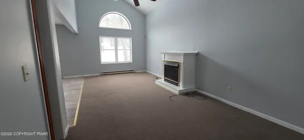 $2,200 | 655 Country Pl Drive, Tobyhanna, PA 18466