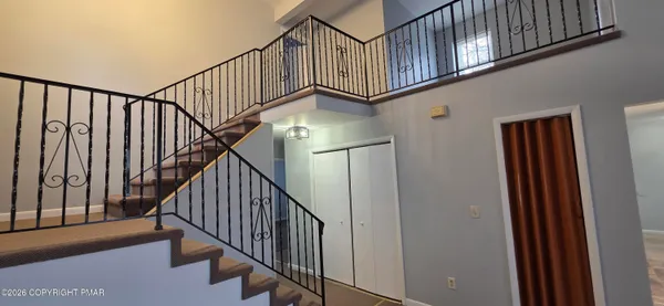 $2,200 | 655 Country Pl Drive, Tobyhanna, PA 18466