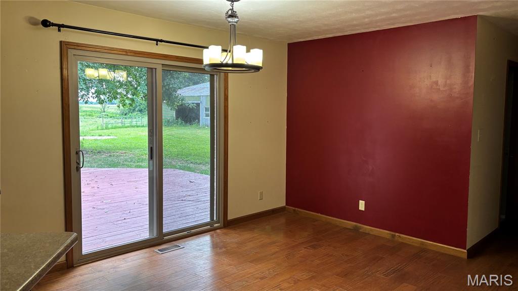 4002 Nation Road Salem, IL 62881 - Photo 6 of 63