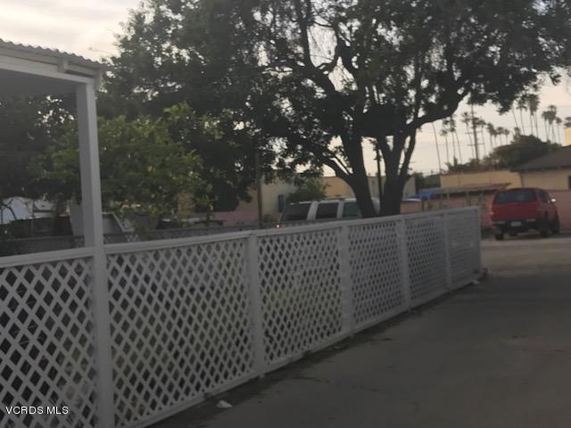 335 Wolff Street Oxnard, CA 93033 - Photo 15 of 17 IMG_3208
