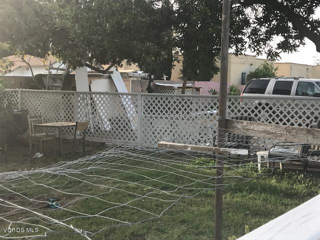 335 Wolff Street Oxnard, CA 93033 - Photo 17 of 17 IMG_3211