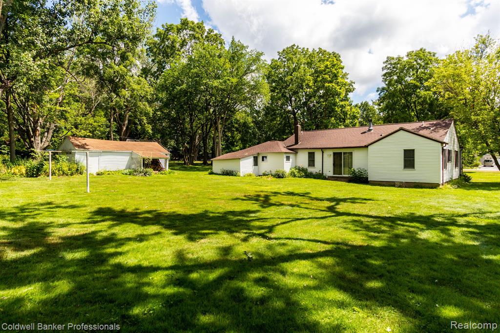 520 Willard Avenue Rochester Hills, MI 48307 - Photo 33 of 36