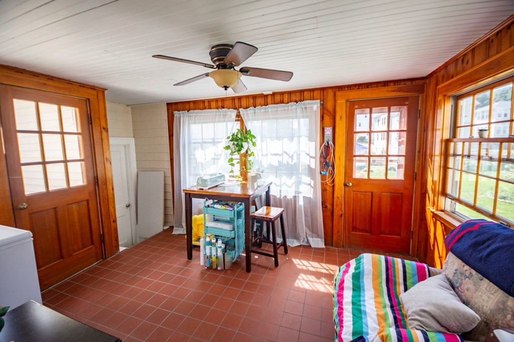 16 Saunders Road Norwood, MA 02062 - Photo 12 of 23
