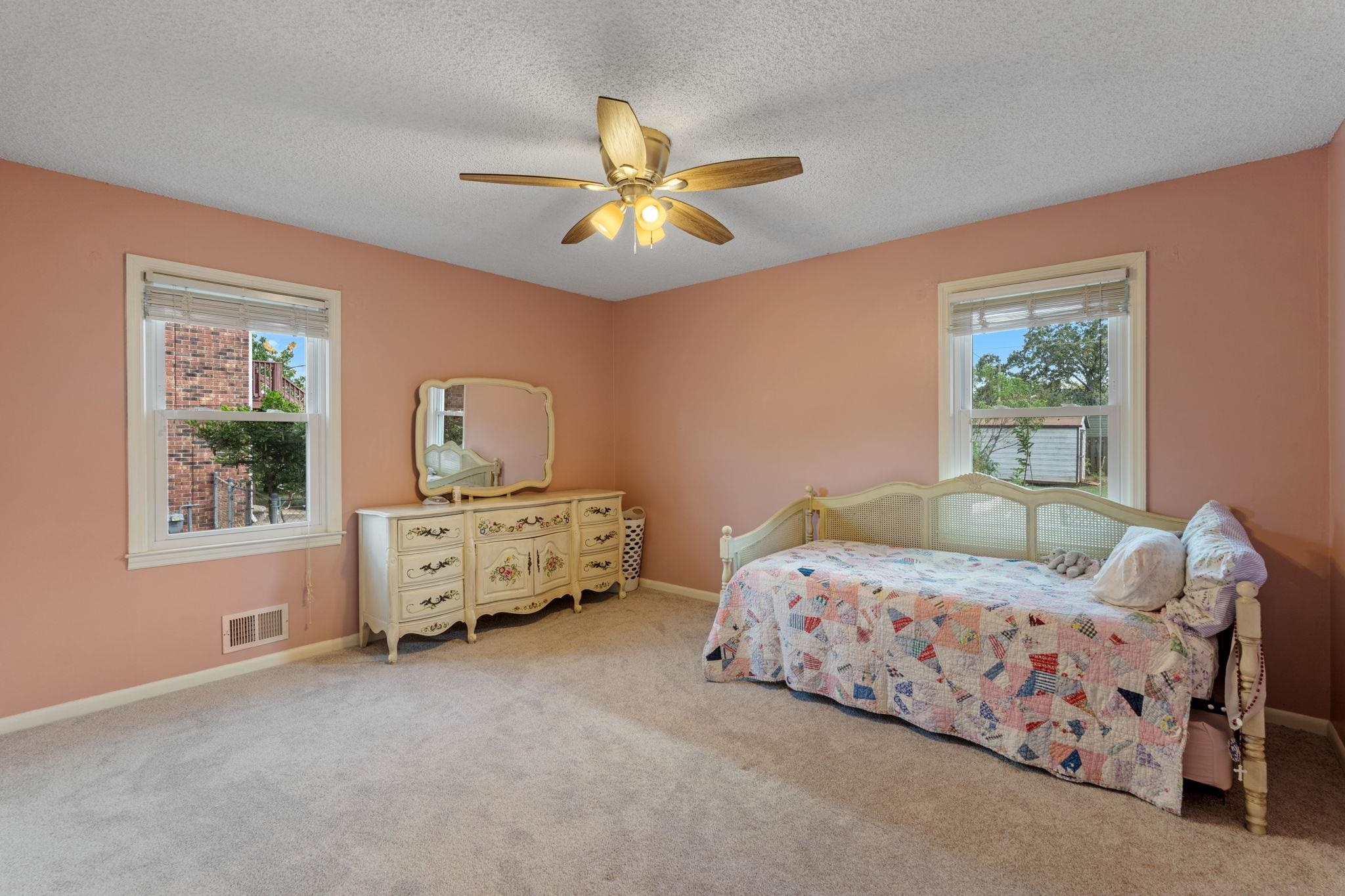 4220 Chaffee Road Spartanburg, SC 29301 - Photo 17 of 30