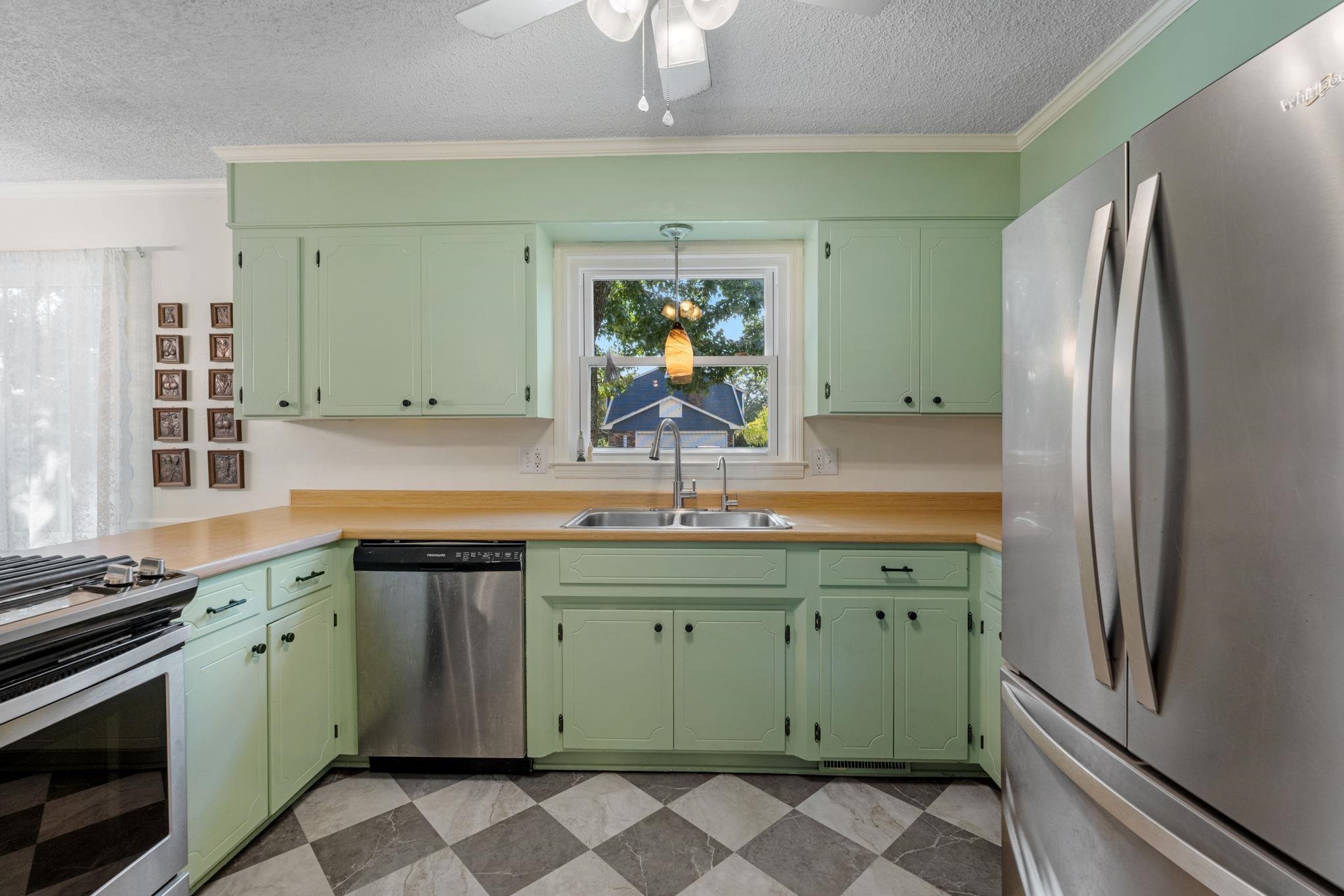 4220 Chaffee Road Spartanburg, SC 29301 - Photo 6 of 30