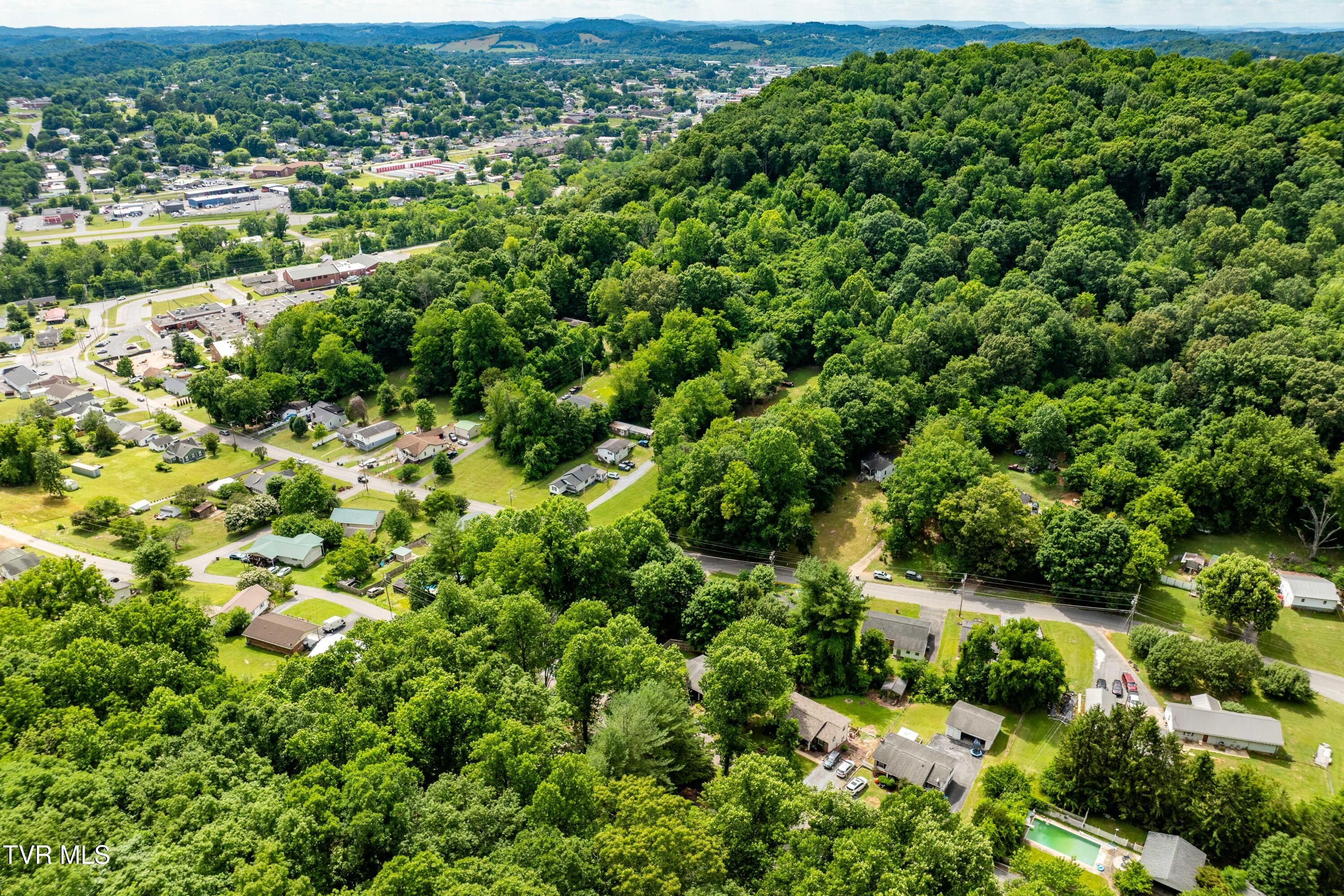 1113 Berry Road Elizabethton, TN 37643 - Photo 50 of 88 1113 Berry Rd (11 of 89)