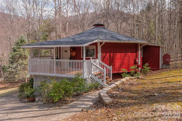 $314,999 | 500 Apple Tree Court, Waynesville, NC 28786