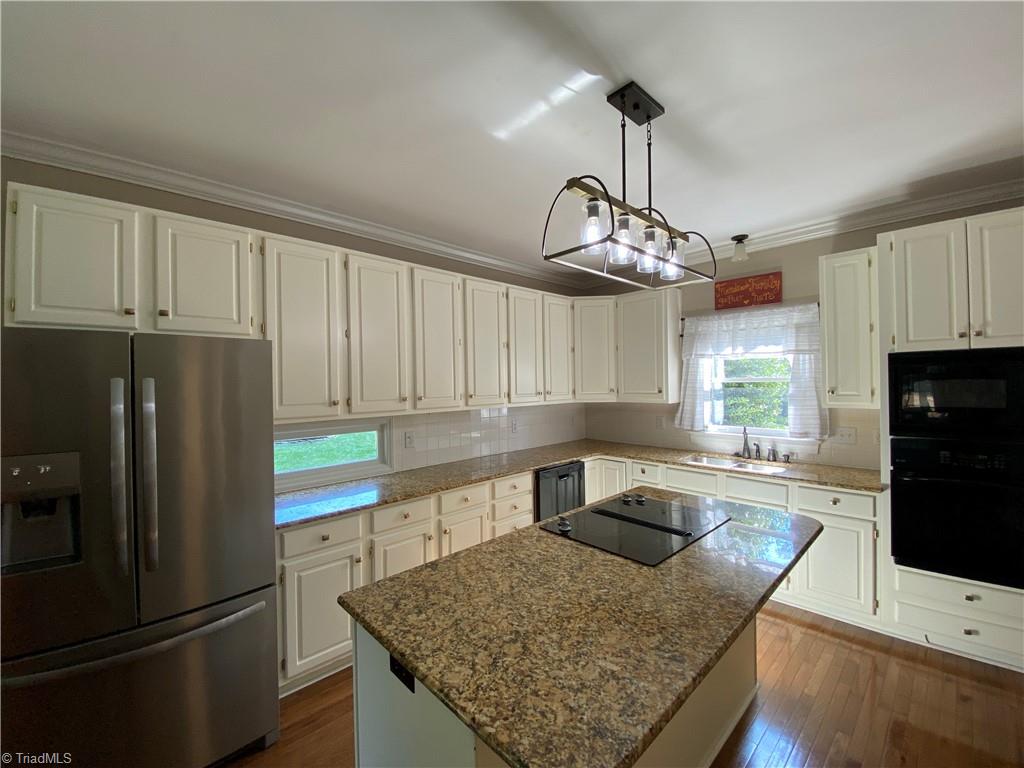 1800 Curraghmore Road Clemmons, NC 27012 - Photo 6 of 44