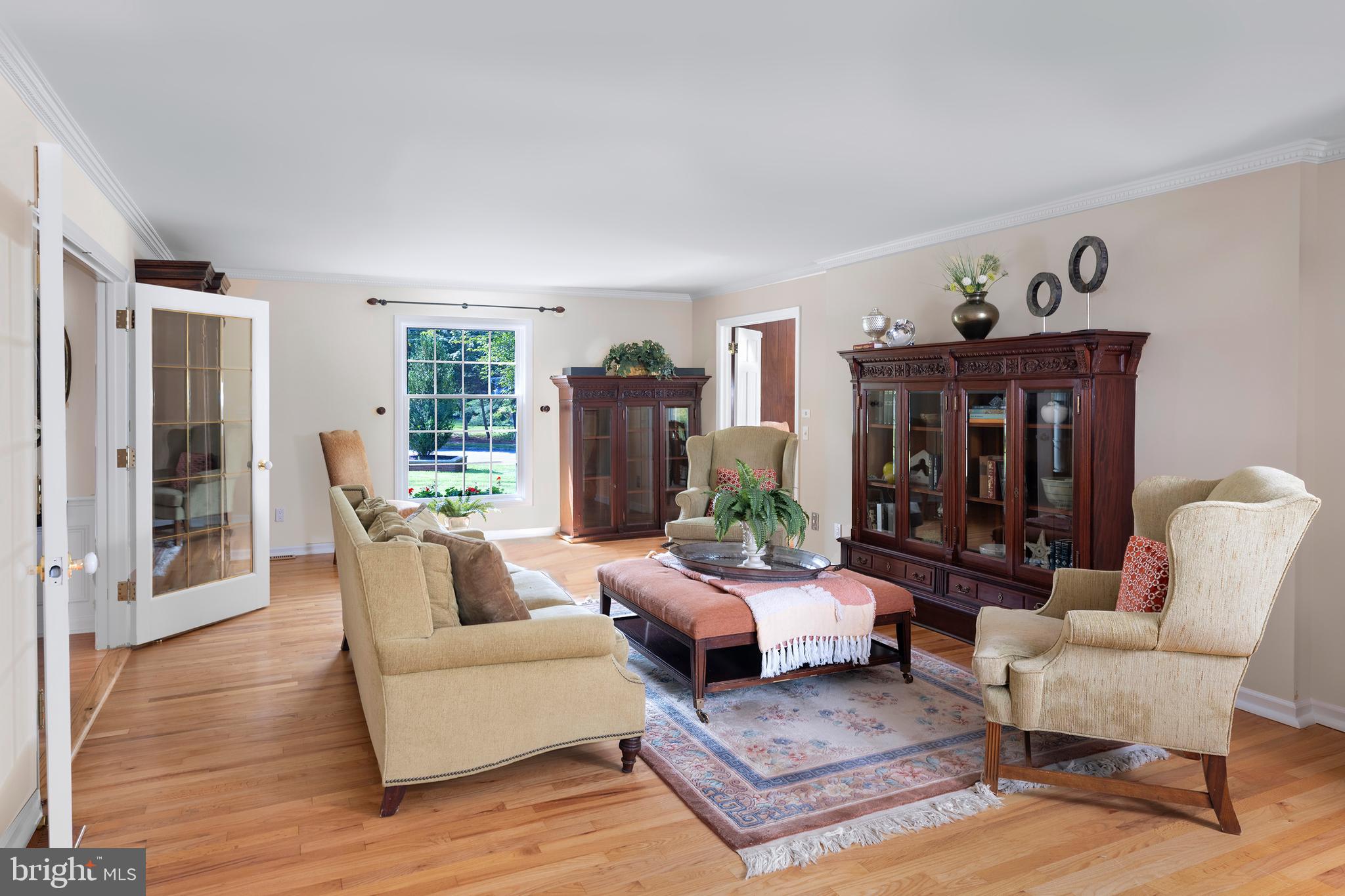 14 Brandon Road Lawrence Township, NJ 08648 - Photo 8 of 43 Gallery Image 8