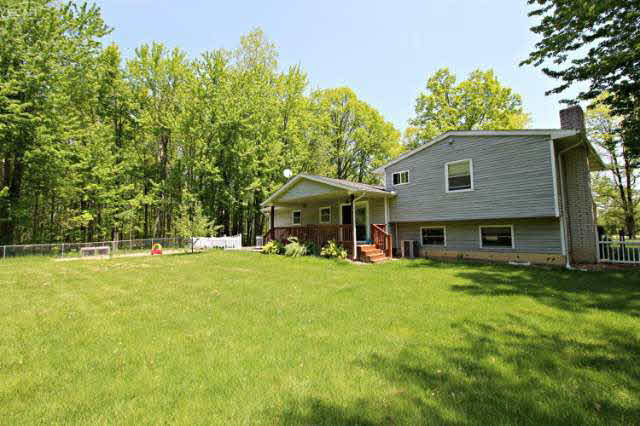 6237 Deland Road Flushing, MI 48433 - Photo 30 of 31 21167718-29.JPG