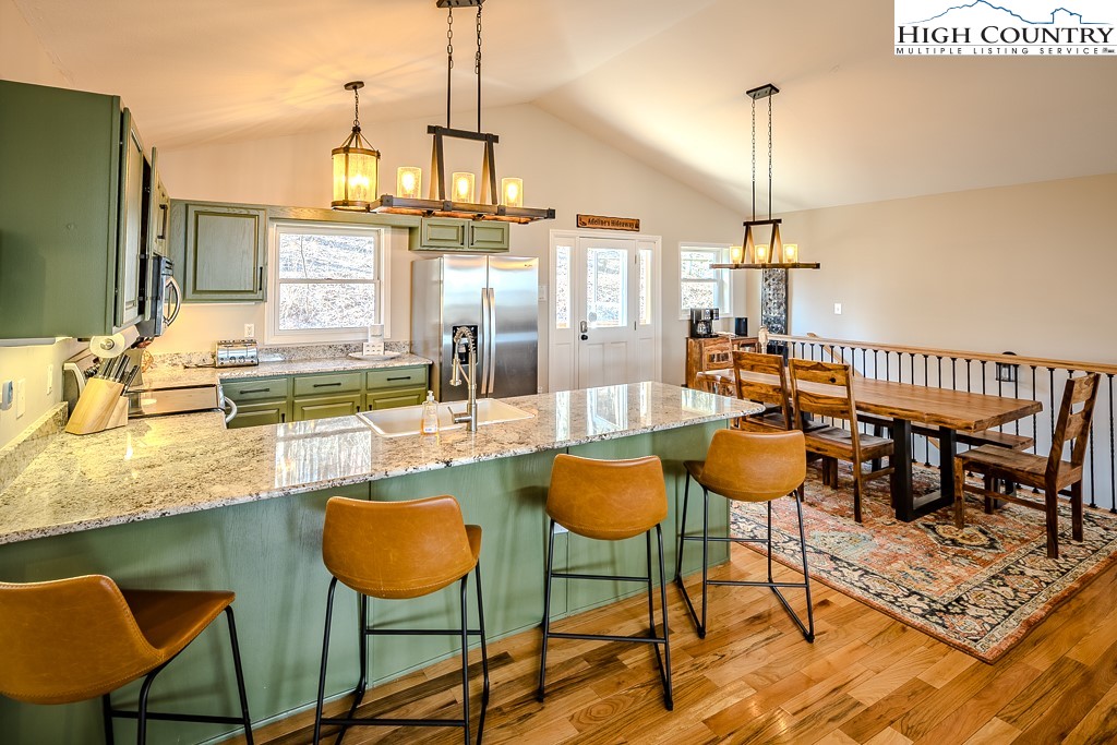 1077 Chestnut Trail Seven Devils, NC 28604 - Photo 14 of 50