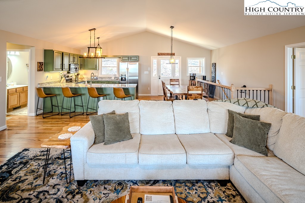 1077 Chestnut Trail Seven Devils, NC 28604 - Photo 7 of 50