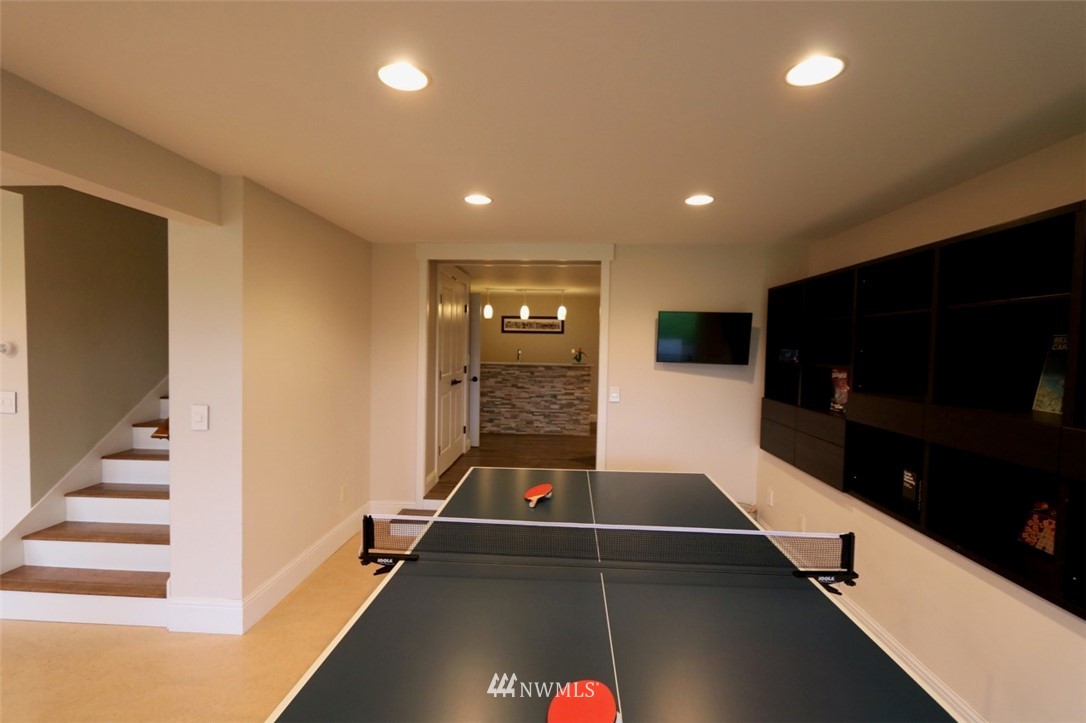 530 Briar Road Bellingham, WA 98225 - Photo 28 of 40 a view of a room with shelves