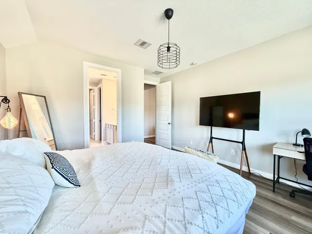 $480,000 | 2137 Woodland Pine Drive, Conroe, TX 77384