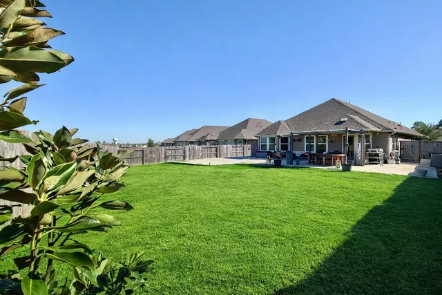 $480,000 | 2137 Woodland Pine Drive, Conroe, TX 77384