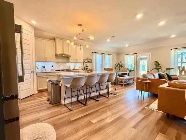 $480,000 | 2137 Woodland Pine Drive, Conroe, TX 77384