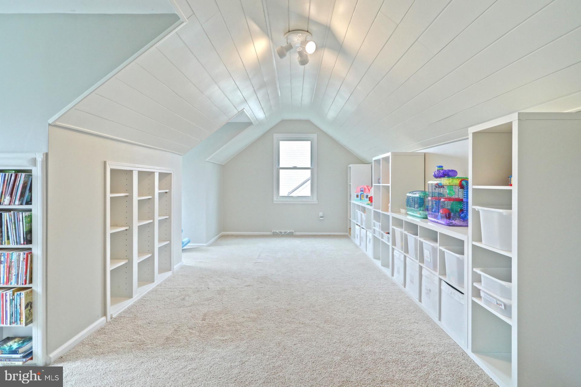 2843 Ridings Way York, PA 17408 - Photo 12 of 20 Gallery Image 12