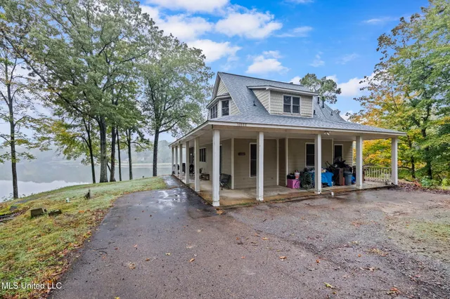 $240,000 | 10888 Glen Cairn Cove, Hernando, MS 38632