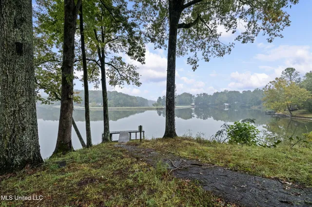 $240,000 | 10888 Glen Cairn Cove, Hernando, MS 38632