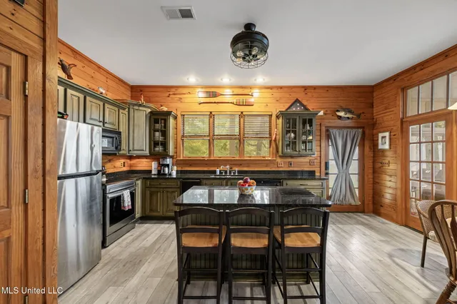 $240,000 | 10888 Glen Cairn Cove, Hernando, MS 38632