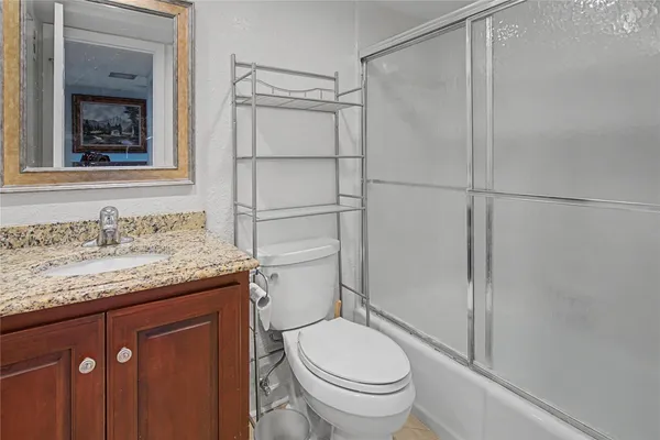 $2,050 | 100 Southeast 6th Avenue, Unit 203, Pompano Beach, FL 33060