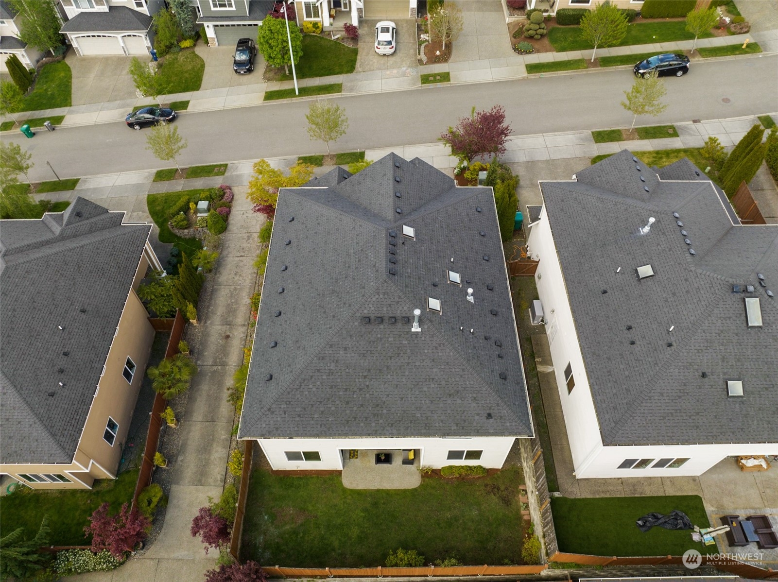 4114 222nd Place Southeast Bothell, WA 98021 - Photo 36 of 39 an aerial view of a house with a yard swimming pool and outdoor seating