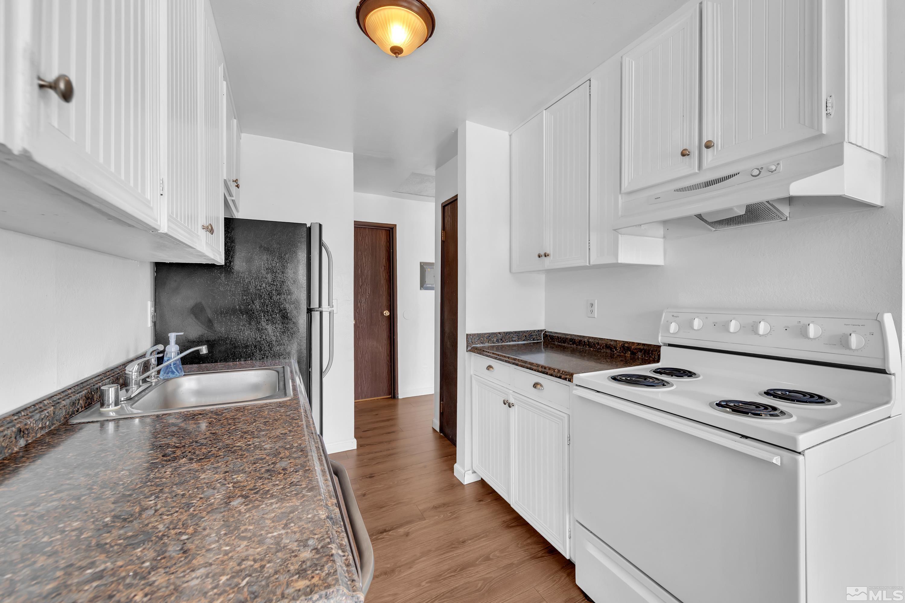 4606 Neil Road, Unit 202 Reno, NV 89502 - Photo 5 of 28 Photo 5