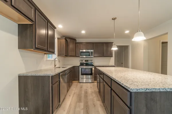 $405,000 | 2 Killington Lane, Johnstown, NY 12095