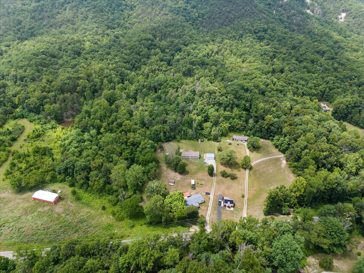 5583 Bradshaw Road Salem, VA 24153 - Photo 19 of 51 20-DJI_20260630142359_0020_D