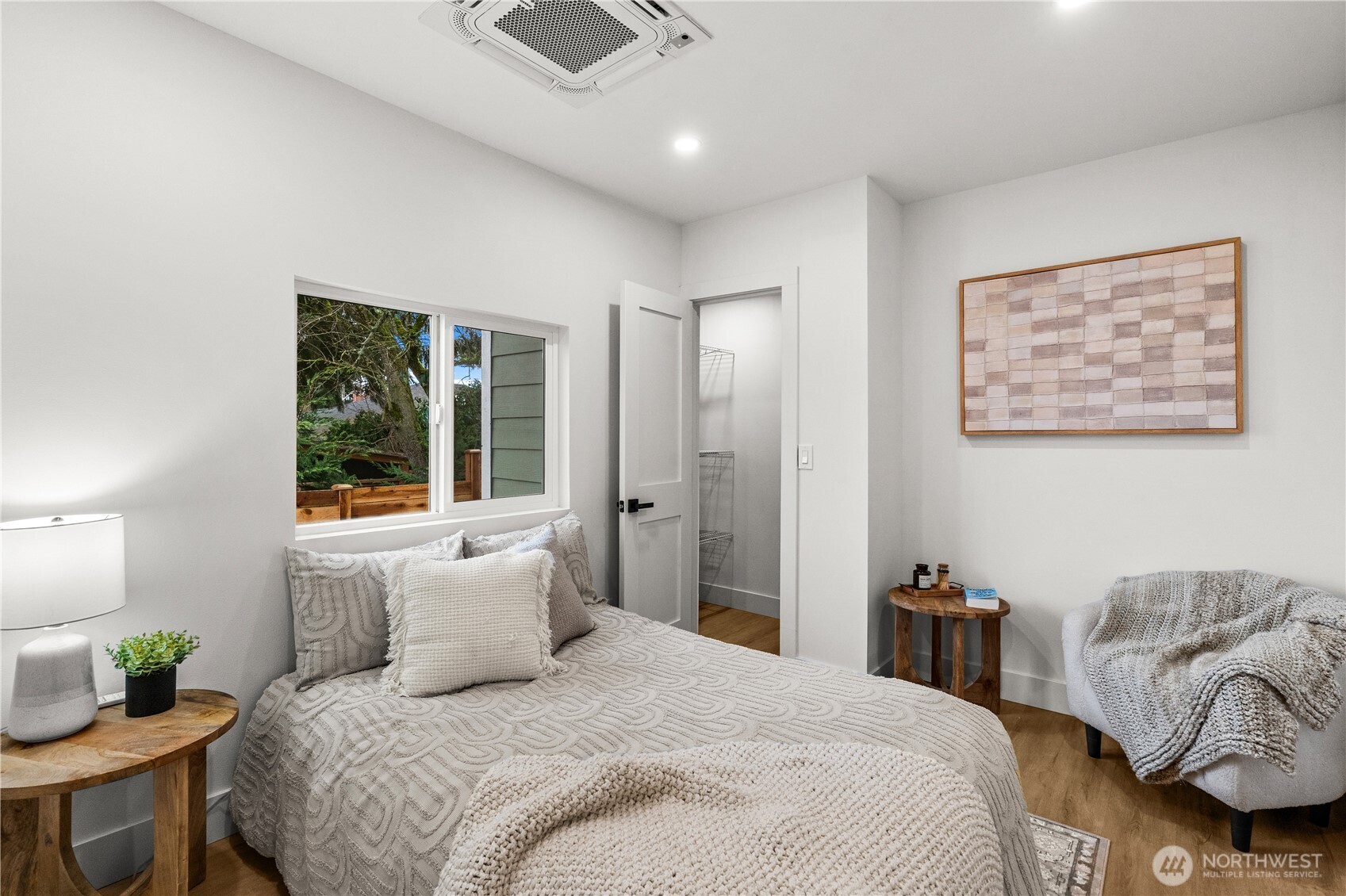 1604 Northwest 70th Street Seattle, WA 98117 - Photo 15 of 38