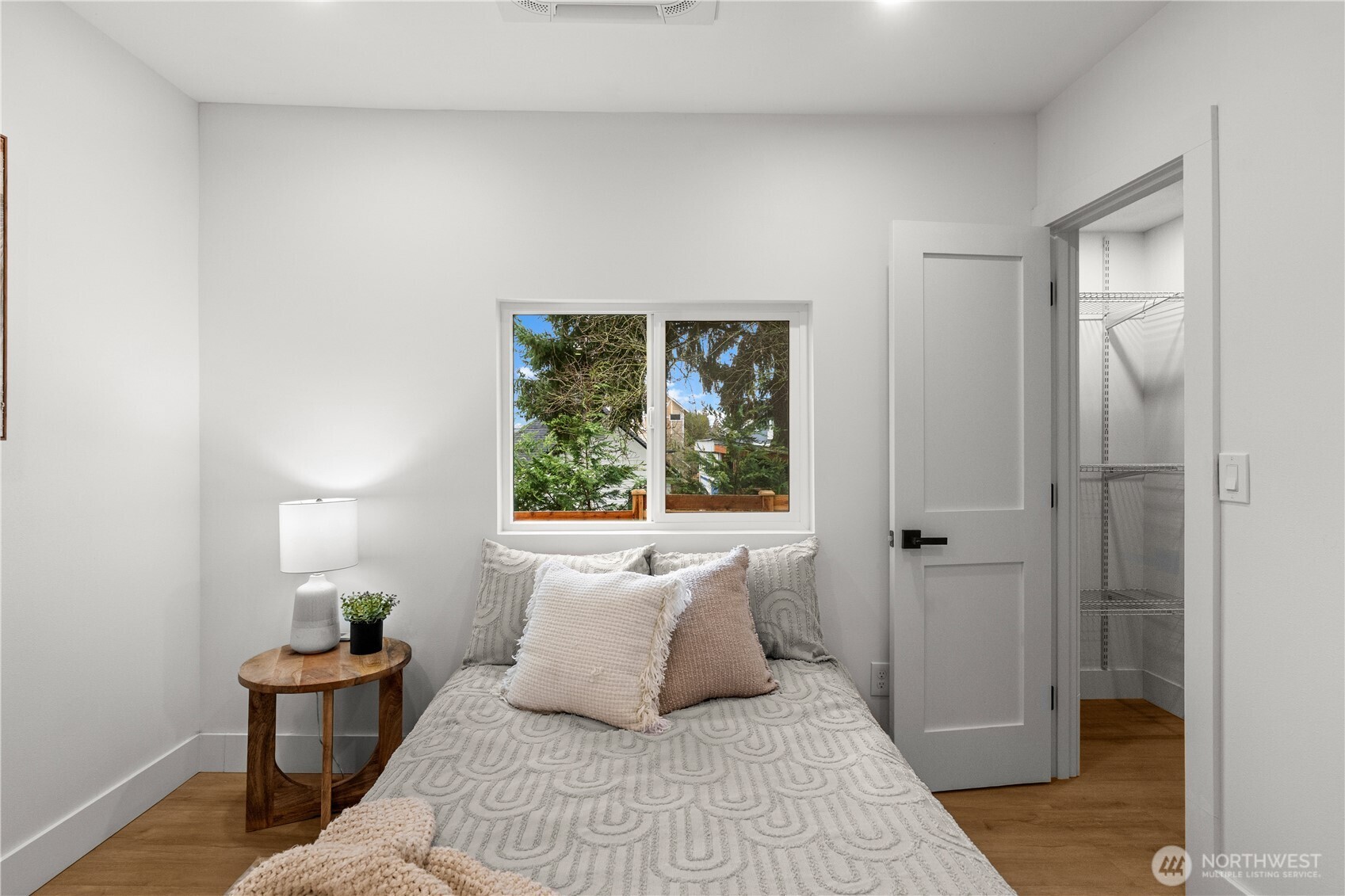 1604 Northwest 70th Street Seattle, WA 98117 - Photo 17 of 38