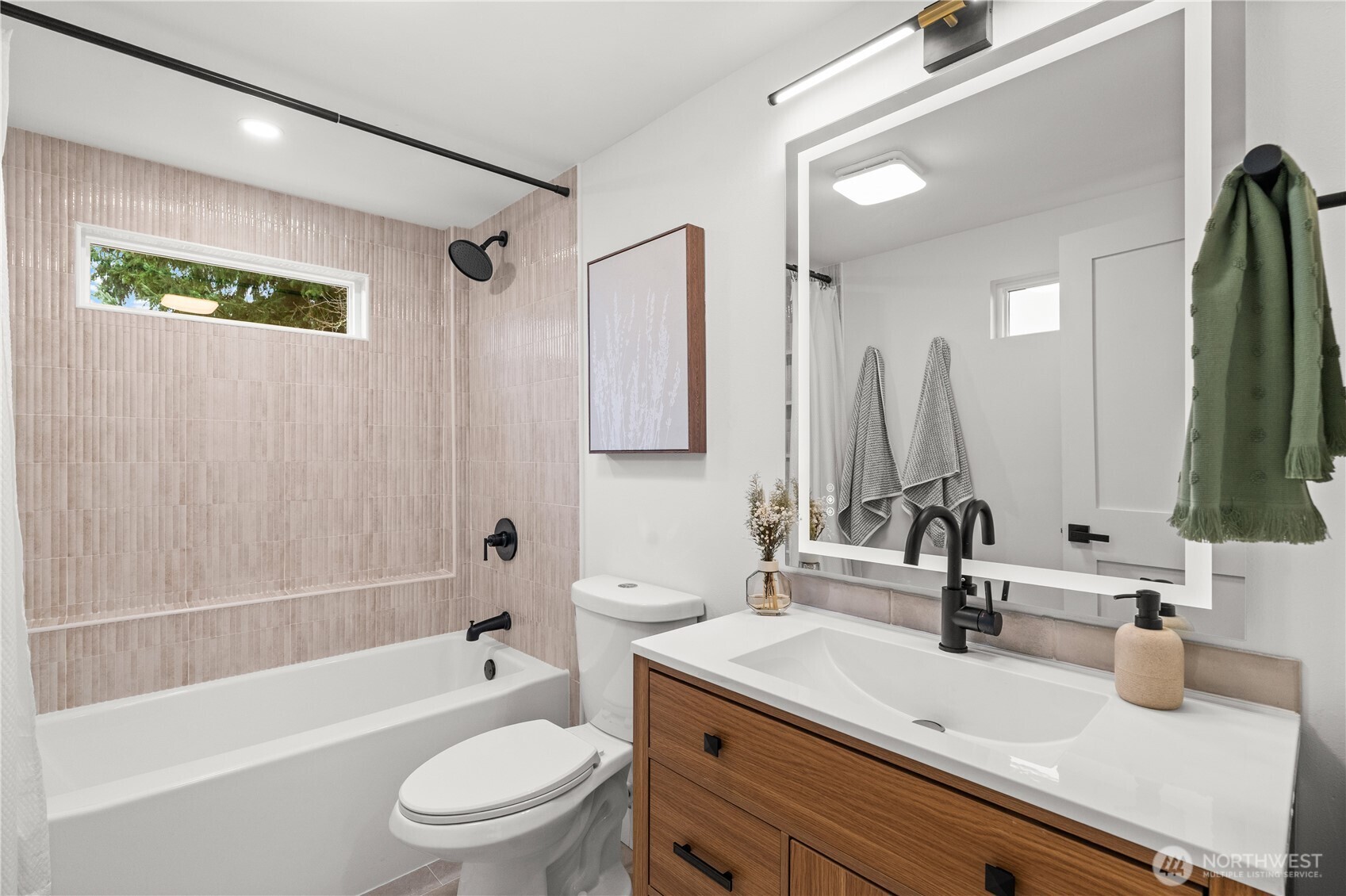 1604 Northwest 70th Street Seattle, WA 98117 - Photo 19 of 38