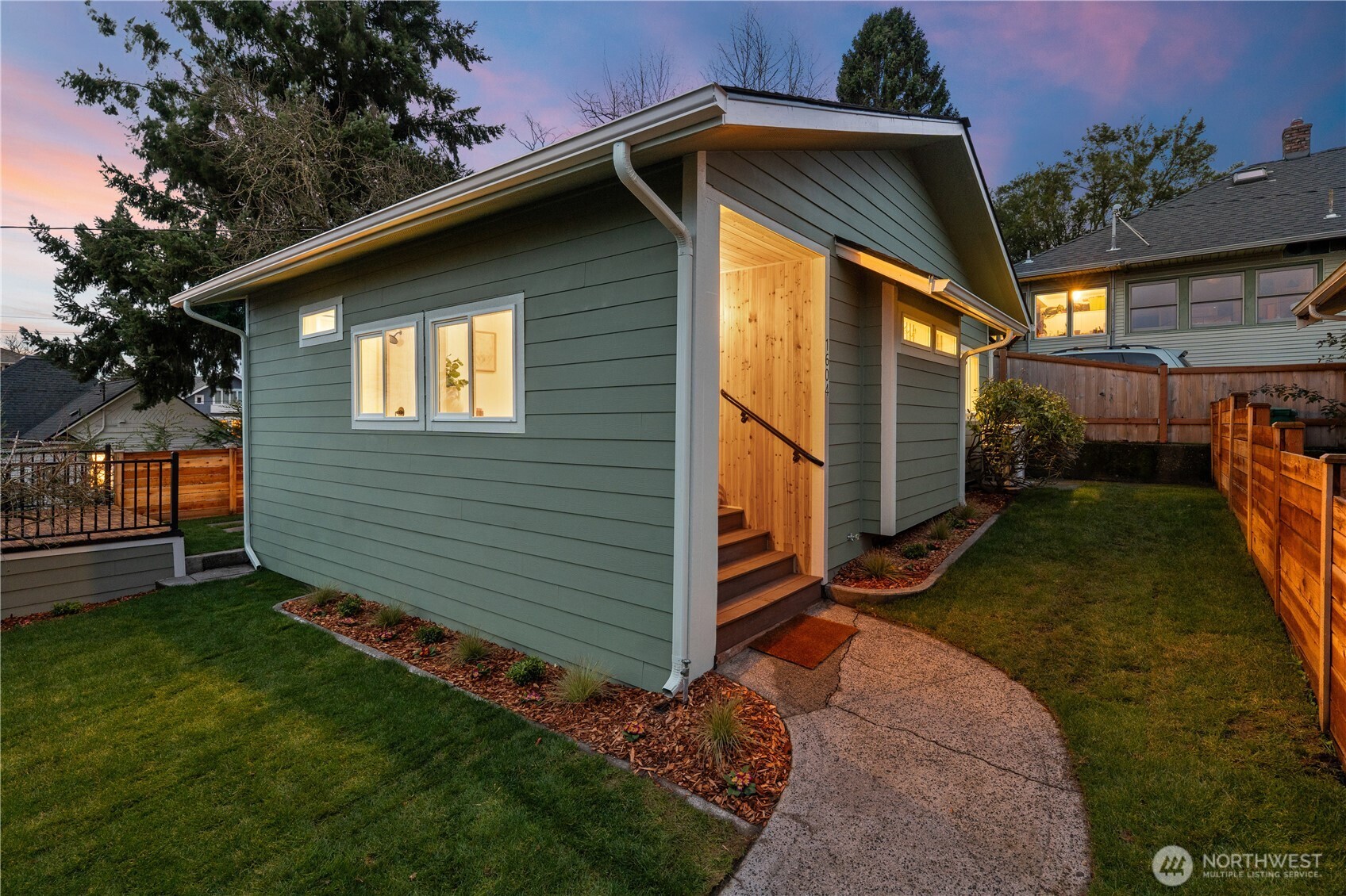 1604 Northwest 70th Street Seattle, WA 98117 - Photo 31 of 38