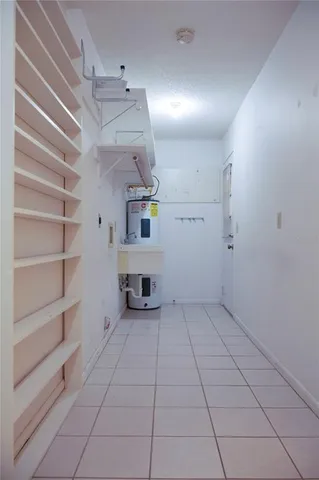 $228,900 | 446 Lake Carolyn Circle, Lakeland, FL 33813