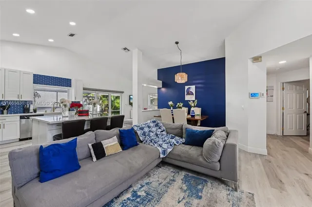 $528,999 | 10681 Lago Welleby Drive, Sunrise, FL 33351