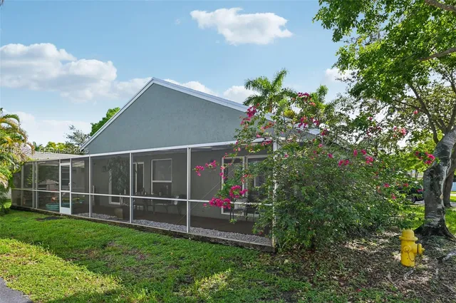 $528,999 | 10681 Lago Welleby Drive, Sunrise, FL 33351