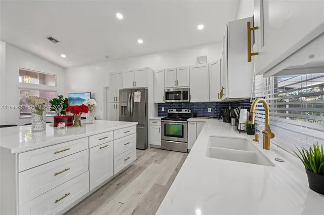 $528,999 | 10681 Lago Welleby Drive, Sunrise, FL 33351