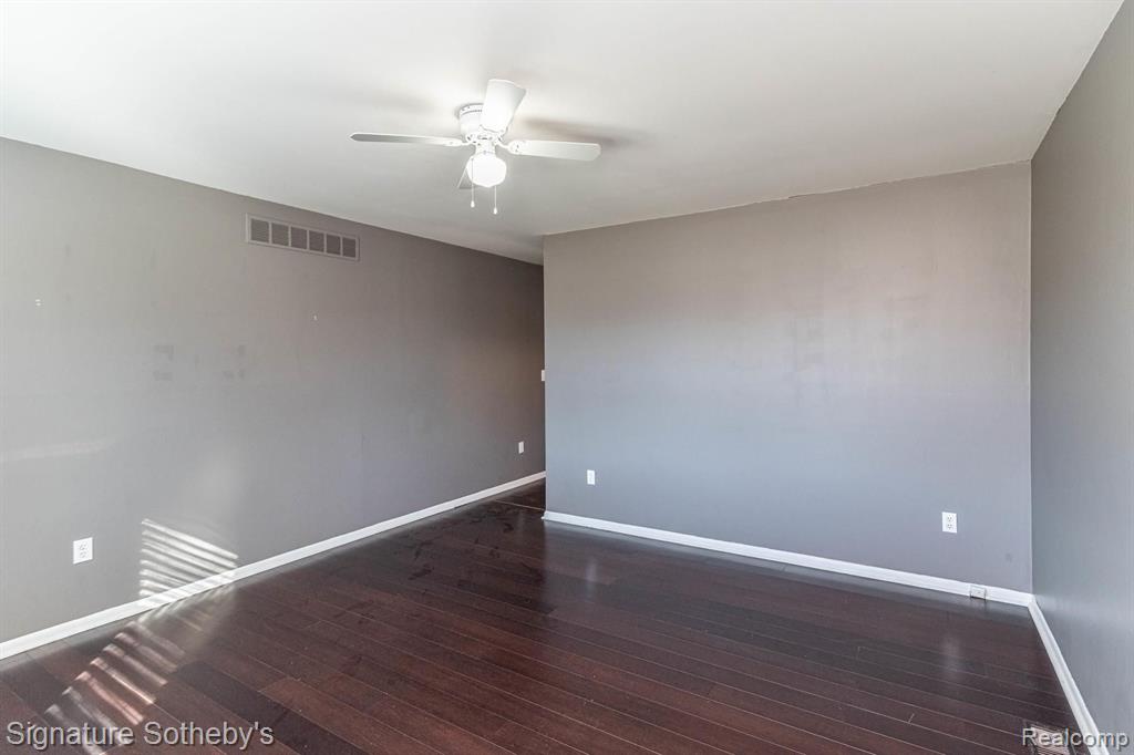 35917 West 14 Mile Road Farmington Hills, MI 48331 - Photo 26 of 57