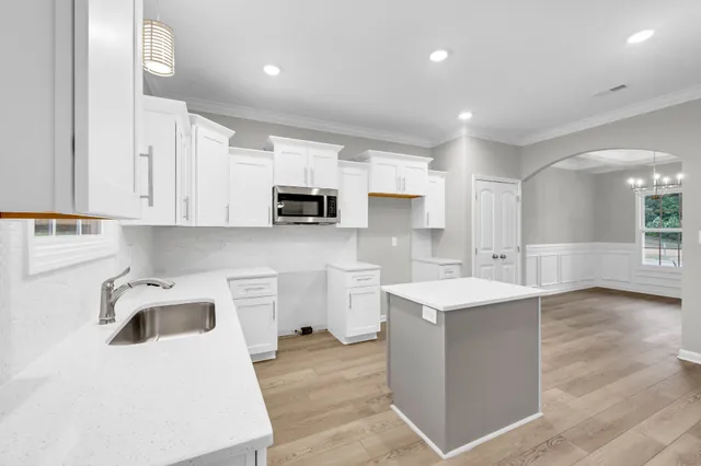 $389,900 | 906 Inverness Lane, Clarksville, TN 37043