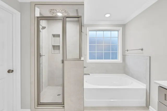 $389,900 | 906 Inverness Lane, Clarksville, TN 37043