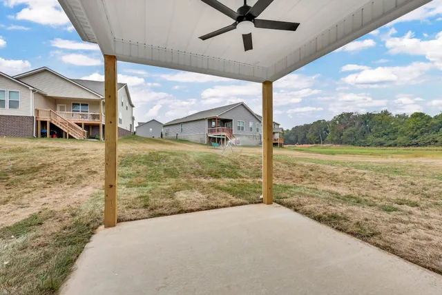 $389,900 | 906 Inverness Lane, Clarksville, TN 37043