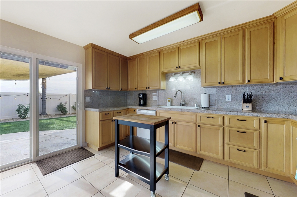 8612 Cordial Road El Cajon, CA 92021 - Photo 7 of 22 Gallery Image 7