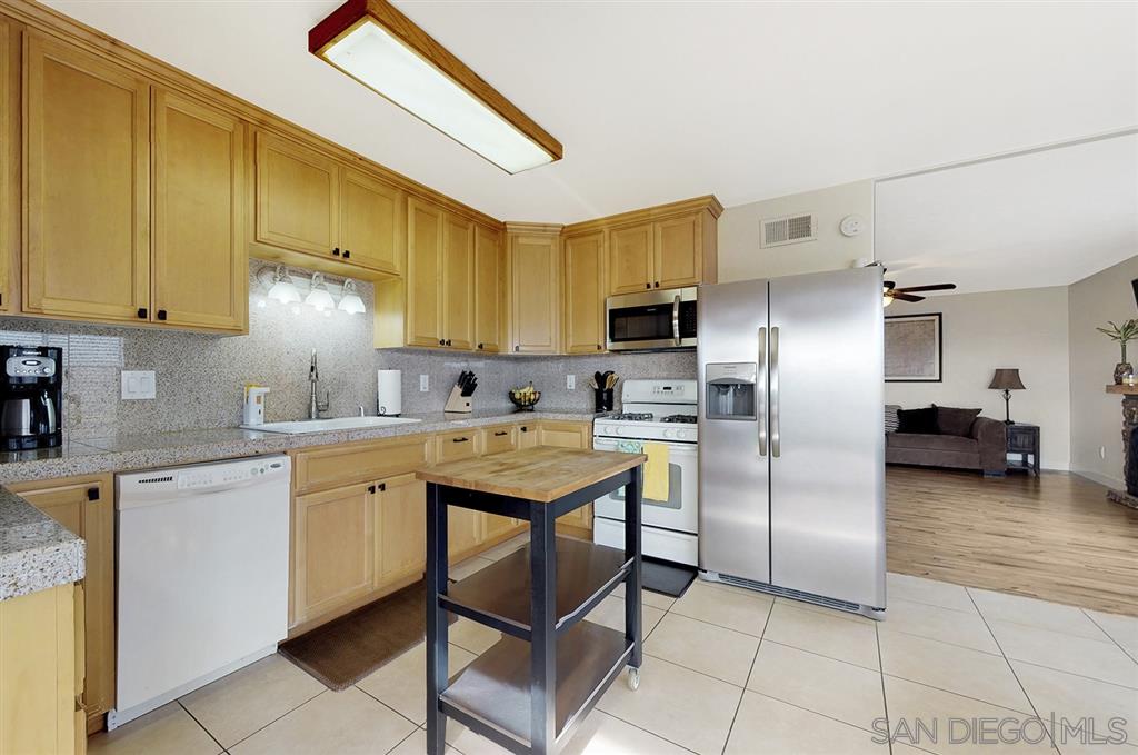 8612 Cordial Road El Cajon, CA 92021 - Photo 8 of 22 Gallery Image 8
