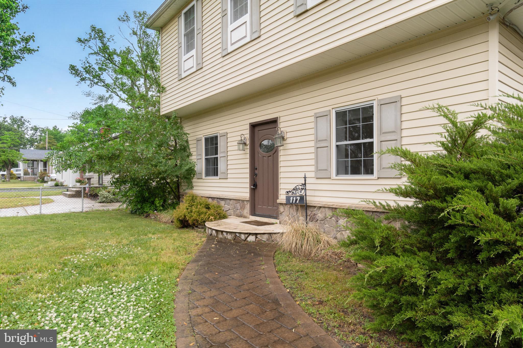 117 State Avenue Lindenwold, NJ 08021 - Photo 3 of 58 a front view of a house with garden