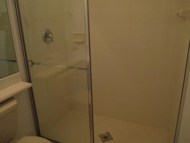 1365 Piazza Pitti Boynton Beach, FL 33426 - Photo 4 of 18 IMG_2879